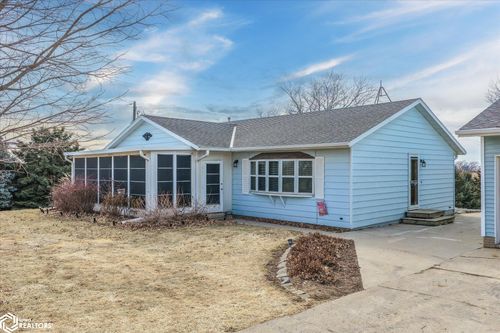 2541 Donna Reed Rd, Denison, IA, 51442-7515 | Card Image
