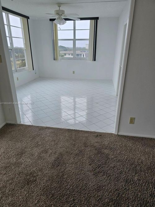 apt-701-575 Oaks Ln, Pompano Beach, FL, 33069-3738 | Card Image