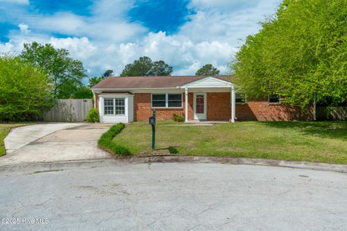 508 Dale Ct, Jacksonville, NC, 28540-6912 | Card Image