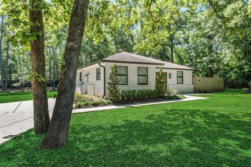 4884 Holly Ln W, Montgomery, TX, 77316-4046 | Card Image