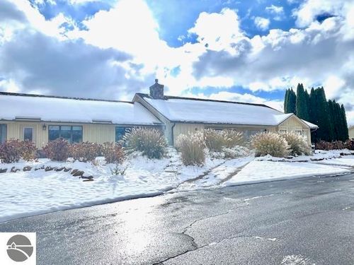 6700 N Matheson Road, Northport, MI, 49670 | Card Image