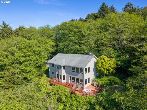 690 S 3rd Ave, Rockaway Beach, OR, 97136 | Card Image