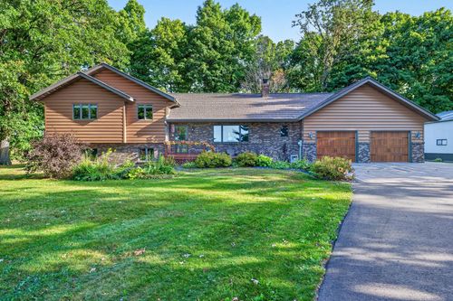 2092 28th Ave, RICE LAKE, WI, 54868-9380 | Card Image