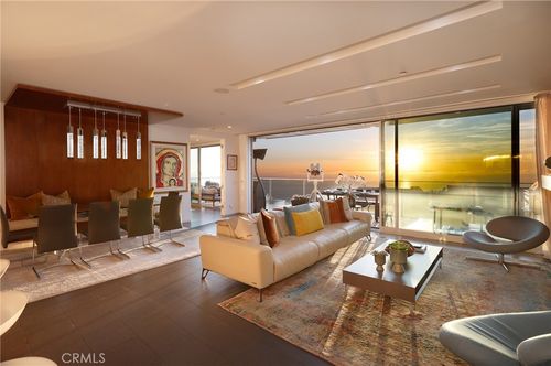 1088 Del Mar Ave, Laguna Beach, CA, 92651-3504 | Card Image