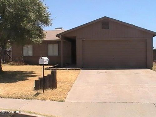 3329 E Gelding, Phoenix, AZ, 85032 | Card Image