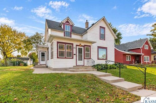 611 N Washington Street, New Ulm, MN, 56073 | Card Image