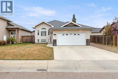 4204 72 Ave, Lloydminster, AB, T9V2H7 | Card Image