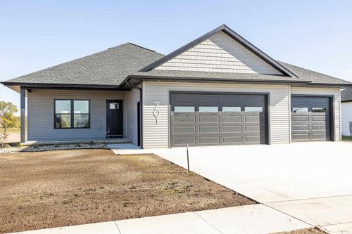 701 Hickory St, Janesville, IA, 50647-1203 | Card Image