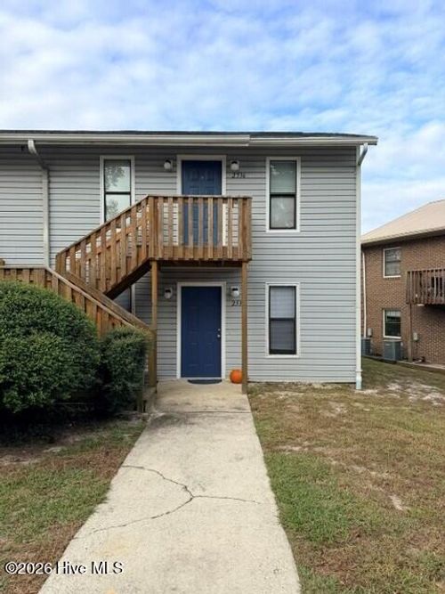 2536 Flint Dr, Wilmington, NC, 28401-7770 | Card Image