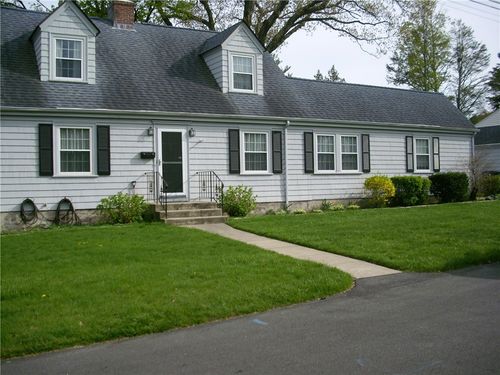 20 Bassett Ave, Warwick, RI, 02889-4602 | Card Image