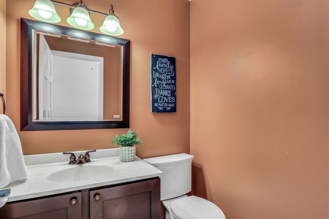 460 Sunnyside Ave, House other with 3 bedrooms, 3 bathrooms and 2 parking in Gurnee IL | Image 17