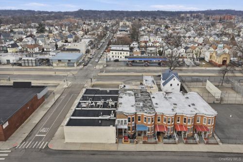 10407 94th Avenue, New York, NY, 11416 | Card Image