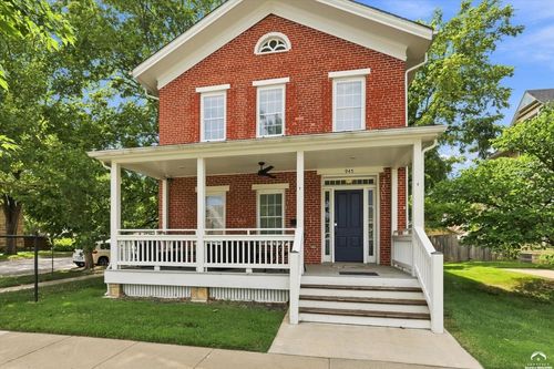 945 - 945 1/2 Kentucky Street, Lawrence, KS, 66044 | Card Image