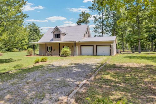 656 Caryonah Rd, Crossville, TN, 38571-2509 | Card Image