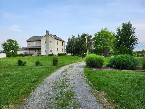 725 Township Road 462, Sullivan, OH, 44880-9754 | Card Image