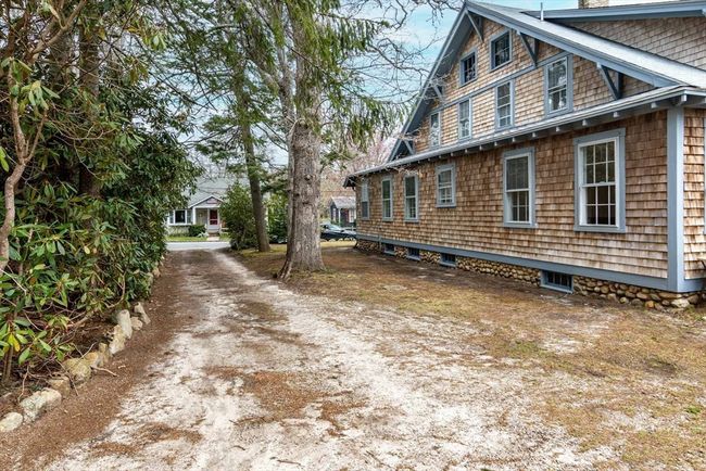 70 Tashmoo Ave, House other with 5 bedrooms, 4 bathrooms and 3 parking in Vineyard Haven MA | Image 22