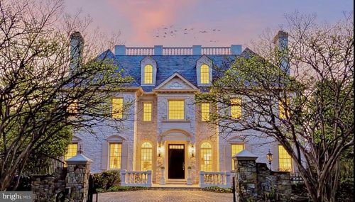 1289 Ballantrae Farm Dr, MCLEAN, VA, 22101-3027 | Card Image