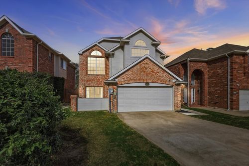 2094 Montclair Ln, Lewisville, TX, 75067-6115 | Card Image