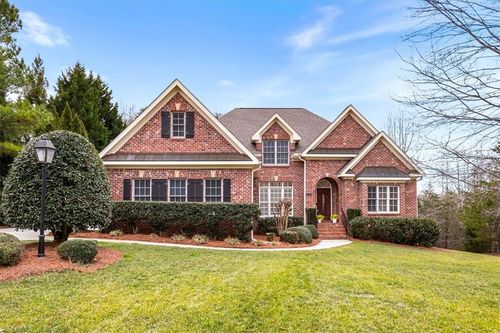7637 Henson Forest Dr, Summerfield, NC, 27358-9171 | Card Image