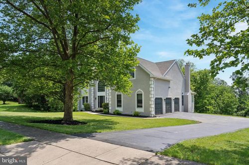 153 Gateshead Way, PHOENIXVILLE, PA, 19460-1049 | Card Image