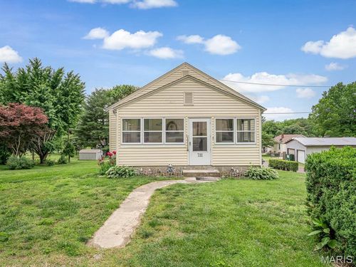 701 Bluff St, Prairie Du Rocher, IL, 62277-2245 | Card Image