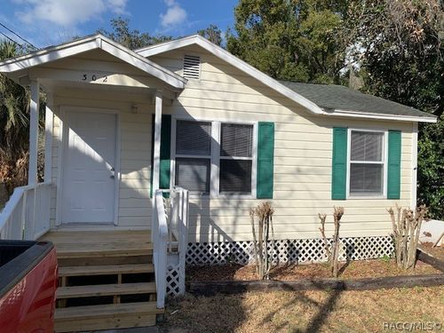 302 Zephyr St, Inverness, FL, 34450-4143 | Card Image