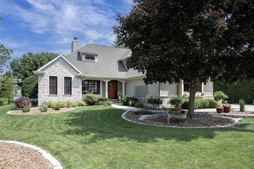 726 Keyes Street, MENASHA, WI, 54952 | Card Image