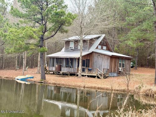 178 Wadsworth Rd, Ellisville, MS, 39437-4240 | Card Image
