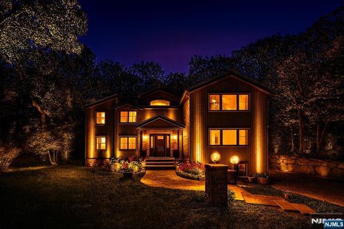 206 Peterson Pl, Ramsey, NJ, 07446 | Card Image