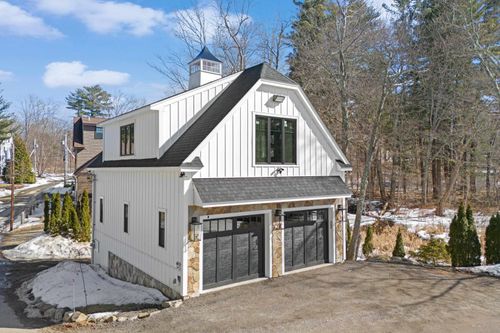 29-31 Walkeys Rd, Windham, NH, 03087-2397 | Card Image