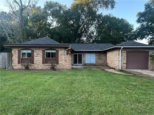 1370 Westlawn Dr, Slidell, LA, 70460-2567 | Card Image