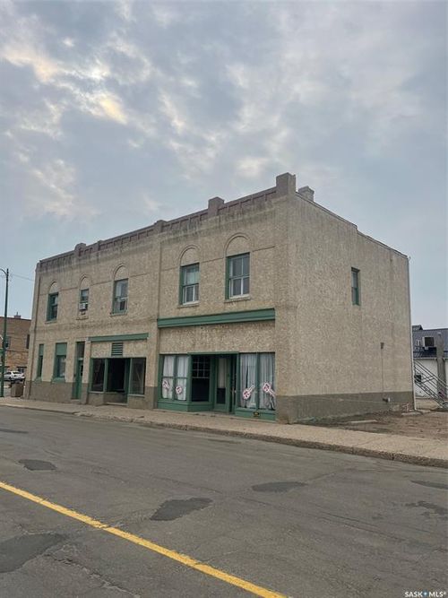 508 12th Ave, Estevan, SK, S4A1E6 | Card Image