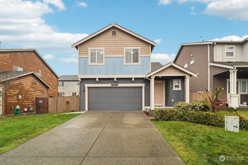 18229 71st Avenue E, Puyallup, WA, 98375 | Card Image