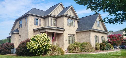 153 Caudle Meadows Dr, Advance, NC, 27006-6971 | Card Image