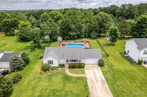 7712 Meadow View Cir, Union, MO, 63084-2430 | Card Image