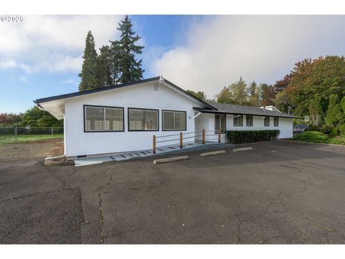 32 Marion Ln, Eugene, OR, 97404-3018 | Card Image