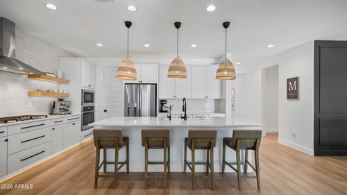7512 W Odeum Lane, Phoenix, AZ, 85043 | Card Image