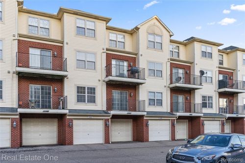 1460 Ashford Ct, Troy, MI, 48084-7060 | Card Image