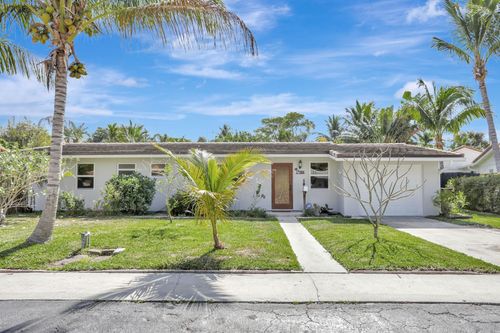 1104 Se 6th St, Deerfield Beach, FL, 33441-5929 | Card Image
