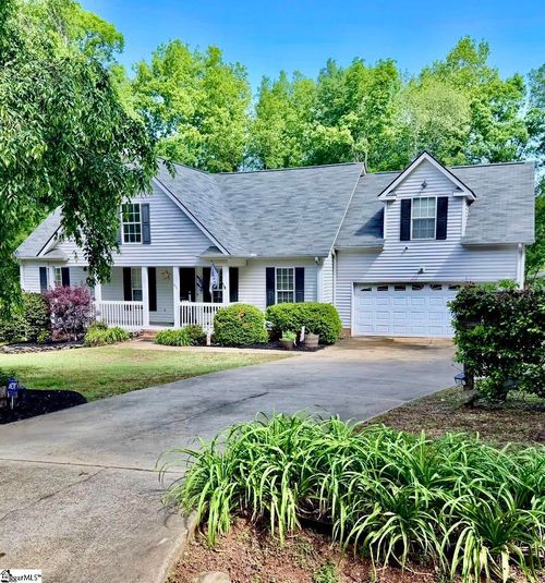 805 Marion St, Travelers Rest, SC, 29690-9126 | Card Image