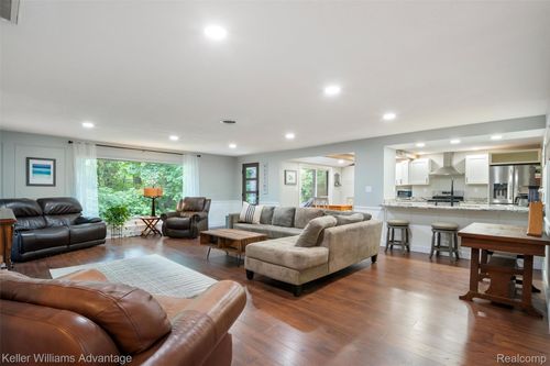 1802 Harvey Dr, Williamston, MI, 48895-9670 | Card Image