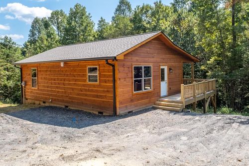54 Hawthorne Ln, Murphy, NC, 28906-4949 | Card Image