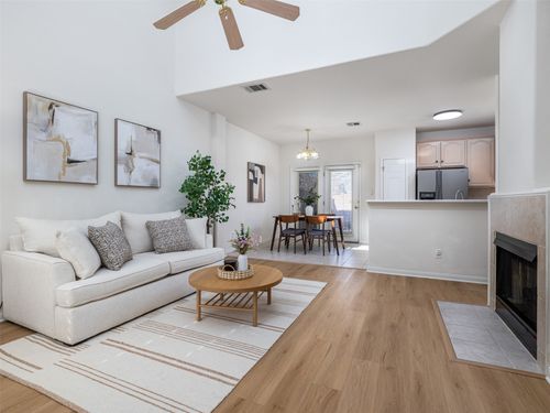 apt-30-2100 Pipers Field Dr, Austin, TX, 78758-2547 | Card Image
