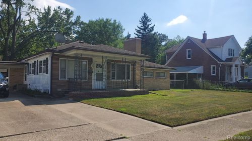 3900 Berkshire Ave, Warren, MI, 48091-3425 | Card Image