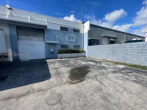 8-8349 Nw 64th St, MIAMI, FL, 33166-2647 | Card Image