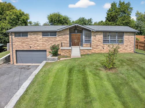 1319 Winthorne Dr, Nashville, TN, 37217-2412 | Card Image