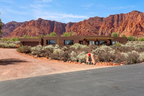 1100 W Kokopelli Way, Ivins, UT, 84738-6366 | Card Image