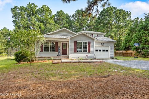 515 Holly Grove School Rd, West End, NC, 27376-8413 | Card Image