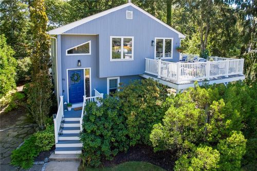 85 North River Drive, Narragansett, RI, 02882 | Card Image