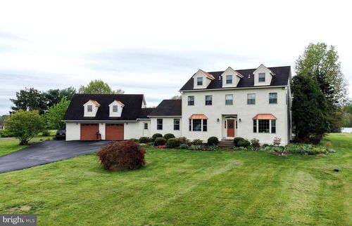 800 Diminjan Ln, HARLEYSVILLE, PA, 19438-1265 | Card Image
